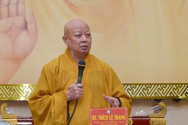 Hòa thượng Thích Lệ Trang chủ trì, phát biểu tại buổi họp mở rộng - Ảnh: Bảo Toàn/BGN