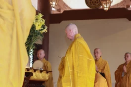 [Video] Khai đàn Pháp hội Dược Sư ngày mùng 3 Tết tại chùa Huê Nghiêm