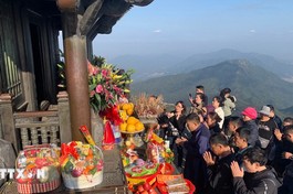 10 lễ hội lớn du khách không nên bỏ lỡ khi du Xuân ở miền Bắc