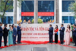 Công bố quyết định thành lập Bộ Dân tộc và Tôn giáo