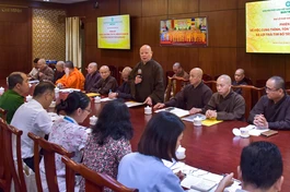 Hòa thượng Thích Lệ Trang, Phó Chủ tịch Hội đồng Trị sự, Trưởng ban Nghi lễ T.Ư, Trưởng ban Trị sự GHPGVN TP.HCM, Phó Chủ tịch Ủy ban Tổ chức Đại lễ Vesak Liên Hiệp Quốc 2025 chủ trì cuộc họp - Ảnh: Quảng Đạo/BGN 