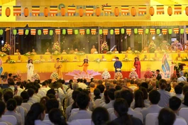 Quang cảnh Lễ khai mạc tọa đàm khoa học: “Vấn đề hoằng pháp trong xu hướng thời đại mới”