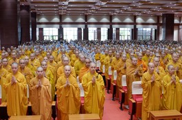 [Video] Khóa tu Một ngày an lạc phục hoạt hàng tháng ở Học viện Phật giáo VN tại TP.HCM