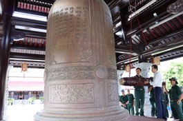 Tiếng chuông ở Đền thờ Côn Đảo