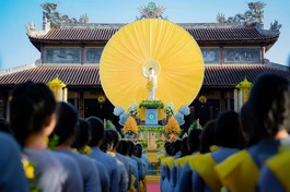 Lễ đài chính tại tổ đình Từ Đàm (P.Thuận Hóa, TP.Huế)