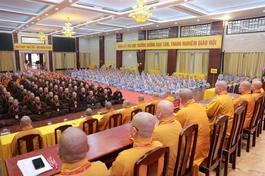 [Video] Hơn 400 giới tử Đại giới đàn Thanh Kiểm dự kỳ tuyển Phật trường tại Việt Nam Quốc Tự