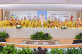 Niệm Phật cầu gia hộ