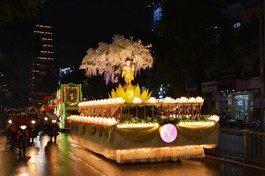 Xe hoa Báo Giác Ngộ được tuyên dương là 1 trong 4 xe thiết trí ấn tượng, sáng tạo