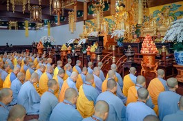 Hòa thượng Thích Lệ Trang giảng lược dẫn luật học Phật hành nghi - Ảnh: Phùng Anh Quốc/BGN