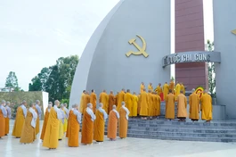 Chư Tăng Ni cử hành nghi thức tâm linh truyền thống tưởng niệm chư anh linh anh hùng liệt sĩ