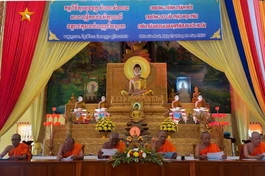Chư tôn đức Hội Đoàn kết Sư sãi yêu nước tỉnh An Giang thăm Trường Trung cấp Phật học Nam tông Khmer Kiên Giang