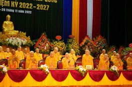 Đại hội đại biểu Phật giáo toàn quốc lần thứ IX đã cử hành Nghi thức tấn phong giáo phẩm, biểu quyết nhân sự bổ sung Hội đồng Chứng minh, nhân sự chính thức và dự khuyết Hội đồng Trị sự khóa IX