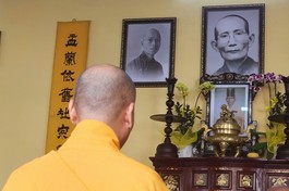 Lễ húy nhật lần thứ 51 cố Trưởng lão Hòa thượng Thích Tôn Bảo (1974 - 2025) đã được trang nghiêm cử hành tại tổ đình Sắc tứ Vu Lan (phường Hải Châu, TP.Đà Nẵng) - Ảnh: T.M