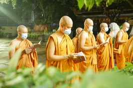 Đại lễ Phật đản nội bộ tại tịnh xá Trung Tâm, quận Bình Thạnh