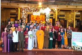 Chùa Vạn Phật đã diễn ra lễ Hằng thuận cho đôi Phật tử trẻ