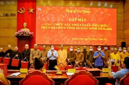 Lần đầu tiên tỉnh Quảng Ninh tổ chức gặp mặt các chức sắc Phật giáo tiêu biểu nhân dịp Đại lễ Phật đản Phật lịch 2565