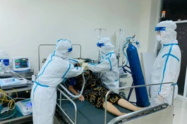 Thầm lặng giúp đỡ các bệnh nhân ở phòng cấp cứu vượt qua cơn nguy kịch