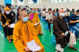 Chư tôn đức Ban Trị sự GHPGVN tỉnh Quảng Nam đã được tiêm mũi đầu tiên vắc-xin phòng Covid-19