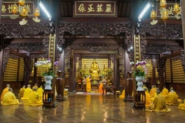 Chư Tăng chùa Sắc tứ Khải Đoan tiến hành lễ tác pháp Tự tứ và giải chế An cư kiết hạ Phật lịch 2565