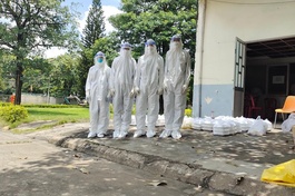 Tình nguyện viên tại khu cách ly phường Tam Hiệp, TP.Biên Hòa, Đồng Nai