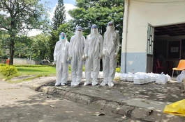 Tình nguyện viên tại khu cách ly phường Tam Hiệp, TP.Biên Hòa, Đồng Nai