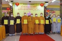 Lễ trao quyết định chuẩn y nhân sự Ban Trị sự GHPGVN quận 8 nhiệm kỳ 2021-2026 
