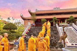 Chùa Đại Từ Ân tuyển sinh lớp Luật tạng Phật giáo online