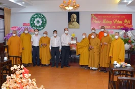 Ông Nguyễn Hồ Hải chúc Tết đến Hòa thượng Thích Thiện Nhơn