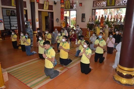 Hội thiện nguyện Hương Sen Đà Nẵng cúng dường các chùa