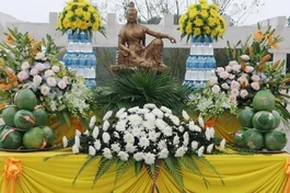 Tôn tượng Bồ-tát Quán Thế Âm được tôn trí tại Học viện PGVN tại Hà Nội