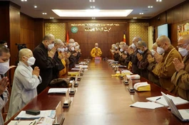 Chư tôn đức niệm Phật cầu gia hộ