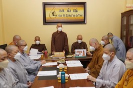 Thượng tọa Thích Trí Chơn chủ trì buổi họp của Ban Văn hóa Phật giáo TP.HCM