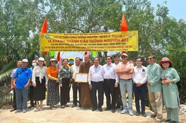 Khánh thành cầu bê-tông Tường Nguyên 422 - Ảnh: TN