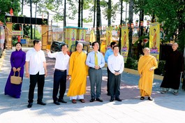 Đoàn Ban Tôn giáo Chính phủ tham quan chùa Hội Khánh