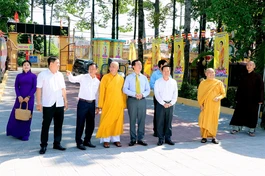 Đoàn Ban Tôn giáo Chính phủ tham quan chùa Hội Khánh