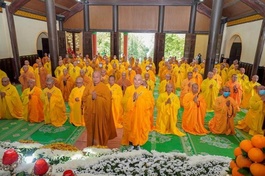Chư tôn đức Tăng Phật giáo tỉnh Lâm Đồng tác pháp an cư