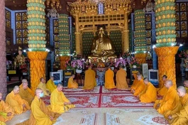 Chư Tăng tổ đình Minh Tịnh tác pháp thọ an cư Phật lịch 2566 