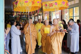  Chùa Trúc Lâm, xã Nghĩa Trung, huyện Bù Đăng đã tổ chức khoá tu “Một ngày an vui”