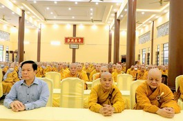 Chư Tăng sinh hoạt Giáo hội, với sự tham sự của ông Trưởng ban Tôn giáo tỉnh