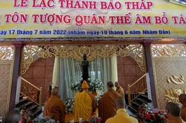 An vị tôn tượng Bồ-tát Quán Thế Âm