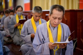 [TRỰC TIẾP] Khóa lễ trì tụng kinh Dược Sư - Cúng Phật và Tiến linh tại Việt Nam Quốc Tự