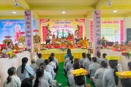 Chùa Thanh Nghiêm tổ chức Đại lễ Vu lan, dâng y ca-sa