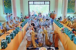 Chùa Từ Quang tổ chức lễ Vu lan, tặng quà đến những gia đình khó khăn tại địa phương