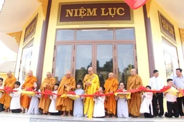 Cắt băng lạc thành tịnh xá Lộc Uyển