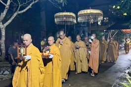 Cung thỉnh chư tôn giáo phẩm chứng minh lễ nhập kim quan Hòa thượng Thích Phước Tâm