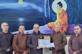  Quỹ đào tạo Tăng tài Ngộ Chân Tử tặng 50 triệu đồng đến Trường Trung cấp Phật học tỉnh