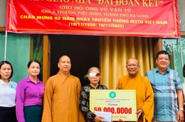 Quảng Ninh: Ban Trị sự Phật giáo tỉnh trao nhà đại đoàn kết đến hộ nghèo