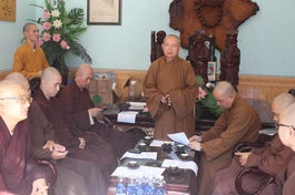 Hòa thượng Thích Đồng Quả chủ trì họp triển khai Phật sự cuối năm