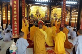 Cử hành an vị tôn tượng Phật tại chánh điện chùa Diệu Ngộ