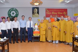 Bí thư Thành ủy TP.HCM Nguyễn Văn Nên chúc Tết đến Hòa thượng Chủ tịch cùng chư tôn đức Hội đồng Trị sự 